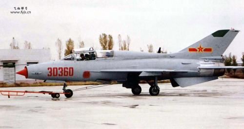 毛主席晚年感慨“天下英雄谁敌手，曹刘”，曹便是说这位传奇中将