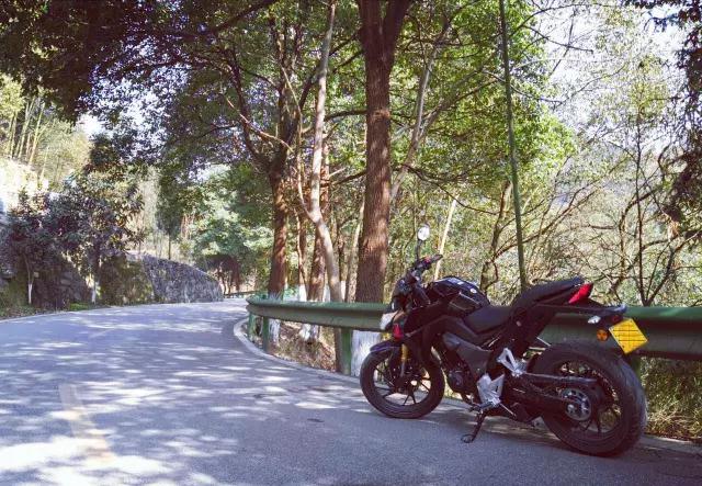 新大洲本田cbf190r骑行教程,新大洲本田cbf190r骑行姿势如何