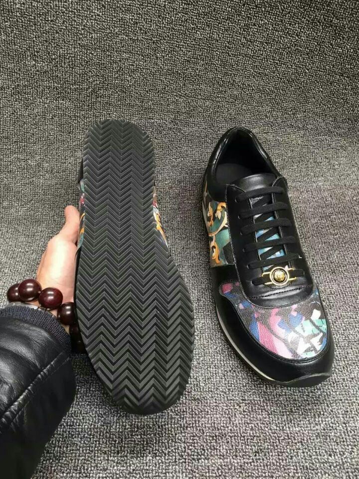 皮带范思哲贵还是gucci贵 (范思哲皮带适合正装还是休闲装)