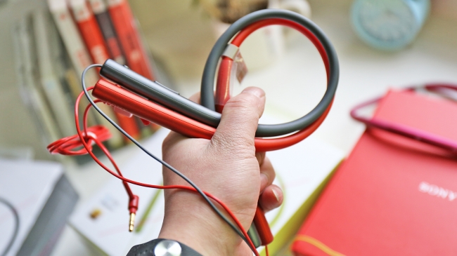 索尼mdr-ex750na耳机图片,索尼耳机mdrex750bt使用方法