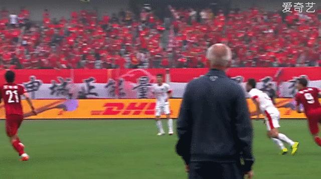 饱受争议的天才少年,被伤病毁了的篮球天才