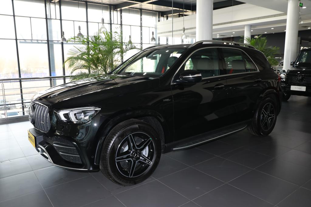 2021款gle53真实驾驶体验,2022款gle53尺寸