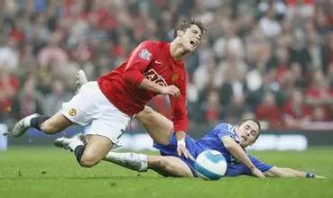 必看的足球运动员纪录片,经常看足球比赛有什么好处