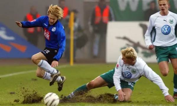 必看的足球运动员纪录片,经常看足球比赛有什么好处