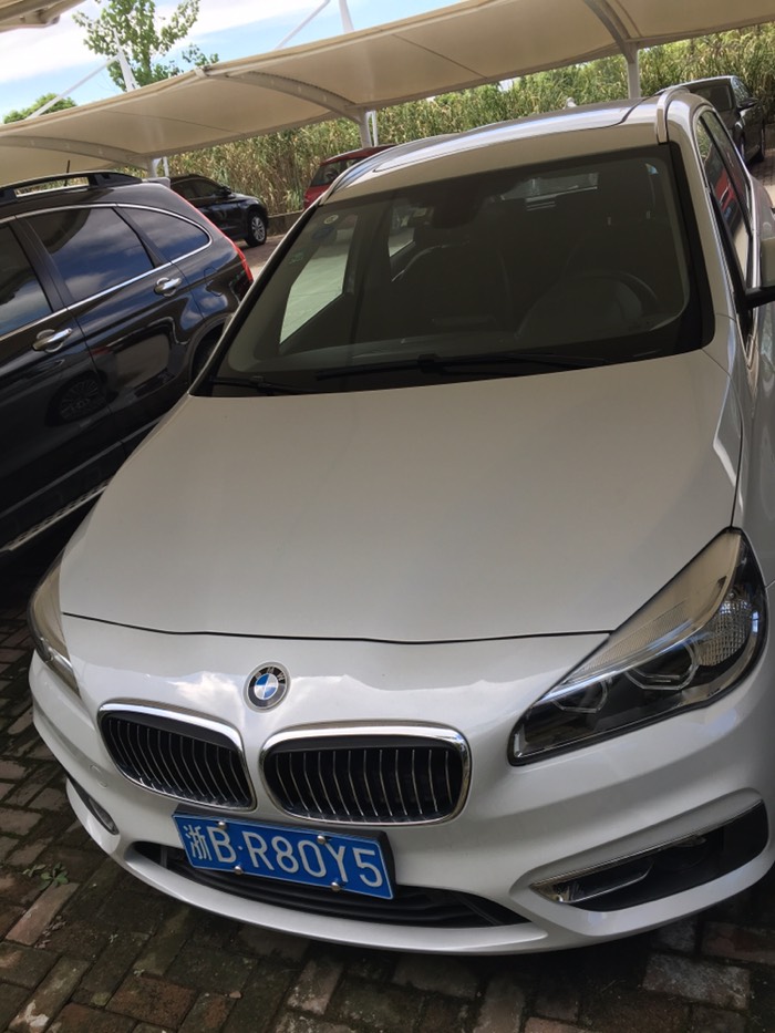 宝马2系220i旅行车高速试驾,宝马2系旅行车220i