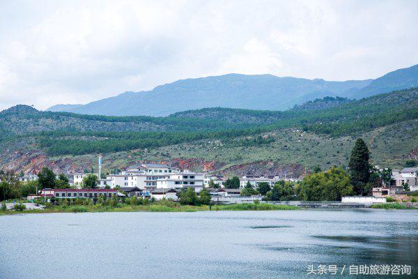 距离丽江仅2小时车程,距离古城2公里