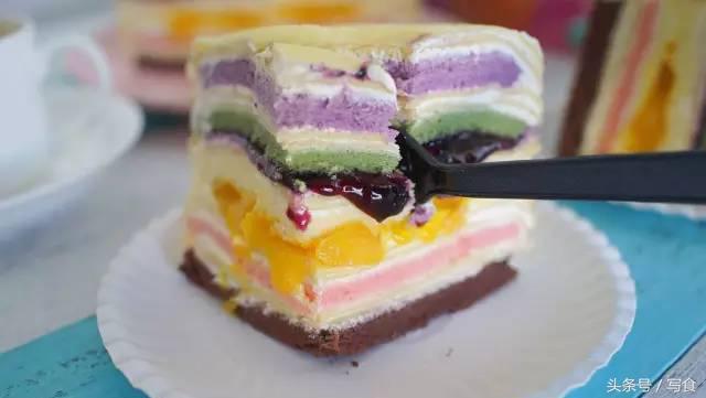 吃七彩千层蛋糕,网红七彩千层蛋糕