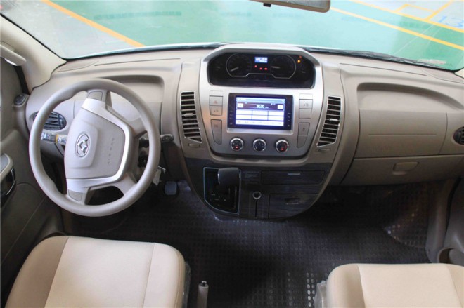 奔驰凯伦宾威24h双拓展旅居房车,凯伦宾威50万左右