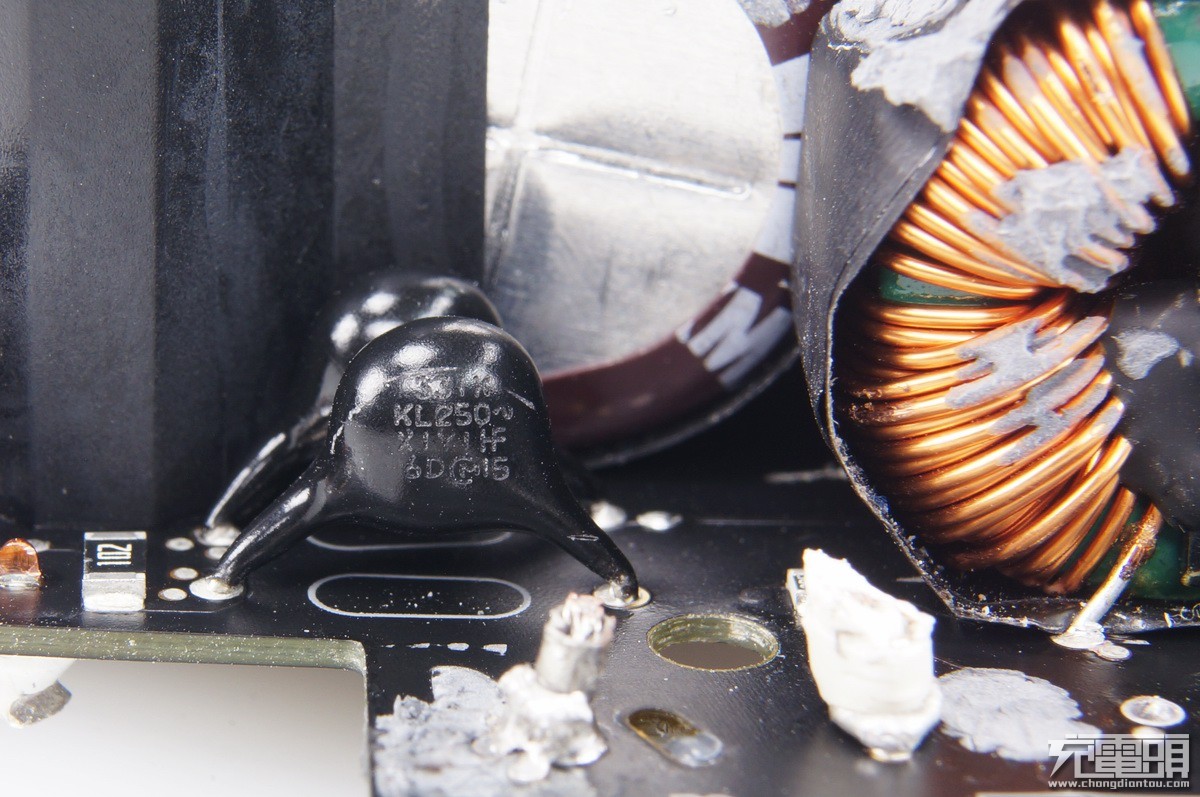 6650毫安充电器,628元电池充电器