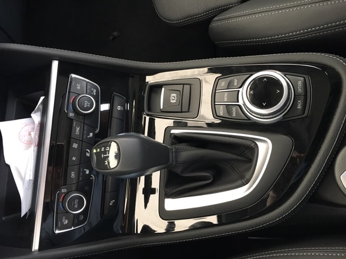 宝马2系220i旅行车高速试驾,宝马2系旅行车220i