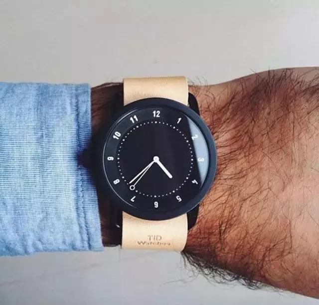 不搞块够屌的表，小姐姐怎么会跟你跑？！