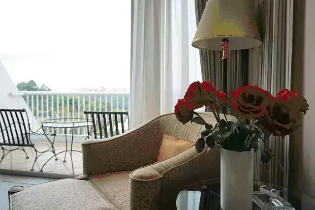 东莞唐拉雅秀酒店早茶,东莞唐拉雅秀酒店前台