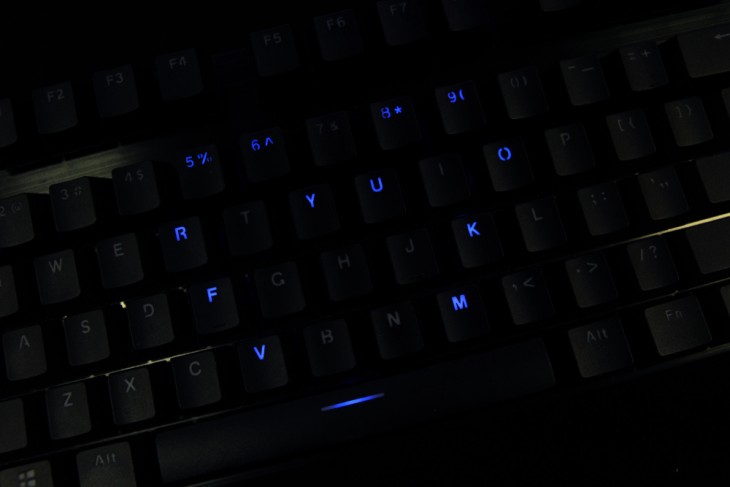 闆锋煆V530鍏夎酱鏈烘閿洏,闆锋煆v860娓告垙鏈烘閿洏鍥捐祻