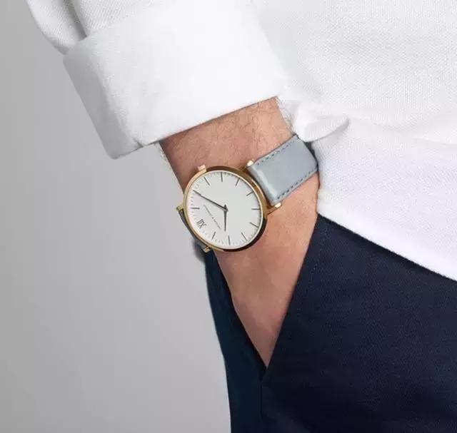 不搞块够屌的表，小姐姐怎么会跟你跑？！