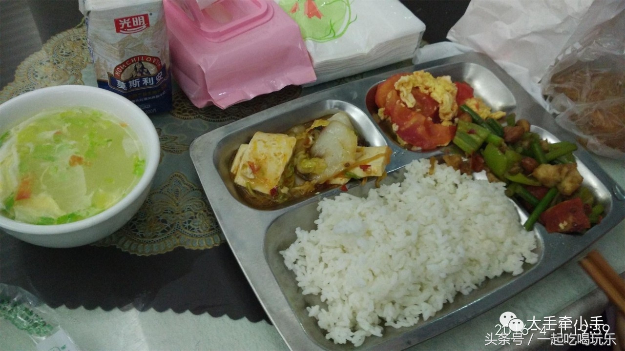 为什么一定要带孩子去北京旅行,第一次带着孩子坐火车旅行