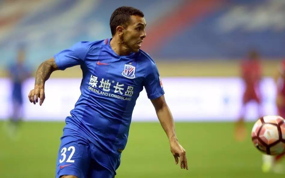 特维斯被判手球,特维斯2009年