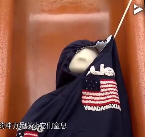 宝宝在哪些情况下不建议穿连帽衫,这些衣服你还敢给宝宝穿吗