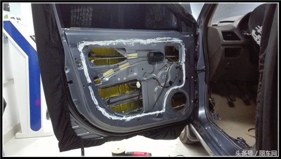 浜旇彵瀹忓厜plus闊冲搷鏀硅涓规嬁,浜旇彵瀹忓厜mini杞﹀唴闊冲搷鏀硅