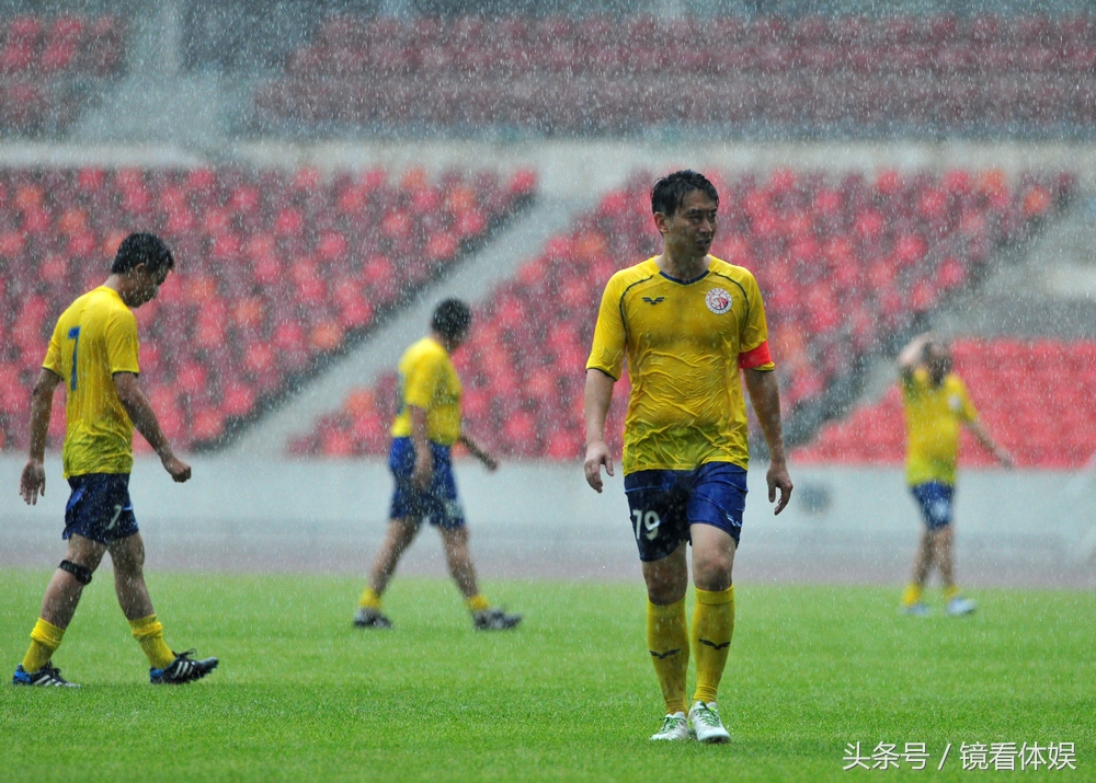 下雨天做的运动,下雨天室内做什么运动