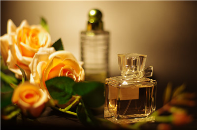 约会香水怎么用最好,香水邂逅约会推荐