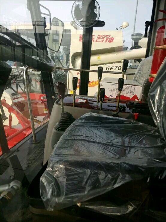 谷王70收割机怎么样,18年谷神70收割机多少钱