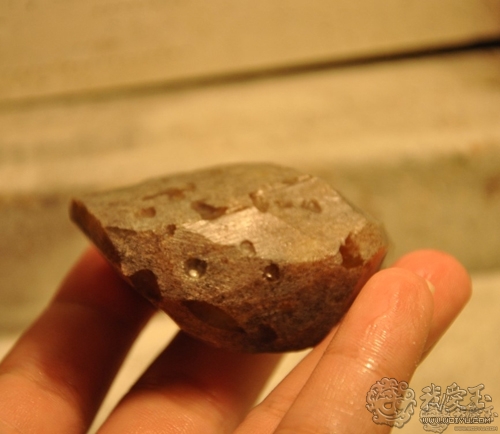 翡翠玉雕雕刻过程,用心去雕刻