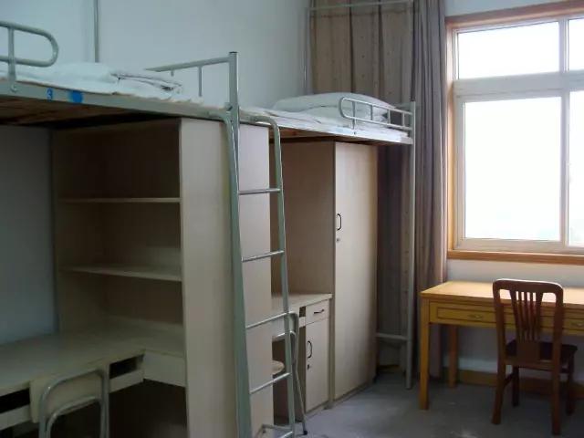 超丑学生宿舍改造布置,宿舍改造初中女生宿舍