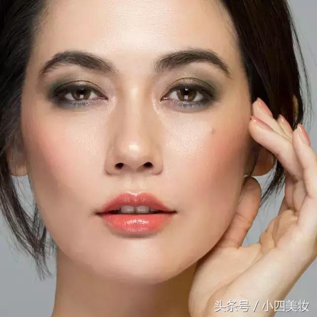 2018秋冬眼影推荐,2017秋冬流行什么眼影