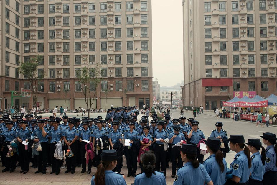 富士康当保安严不严,在富士康当保安属于富士康吗