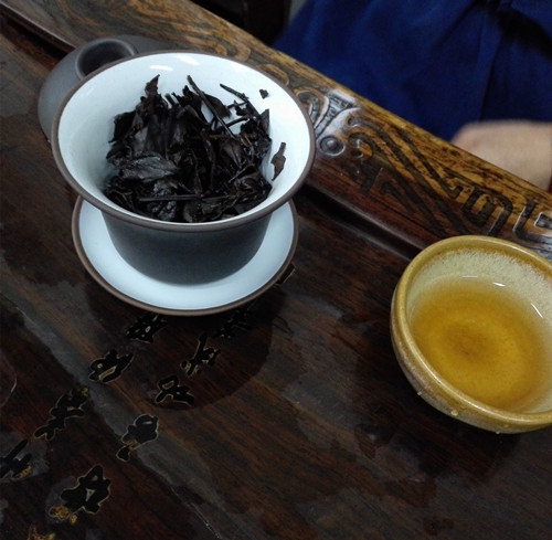 这壶老茶，能品出多少滋味？
