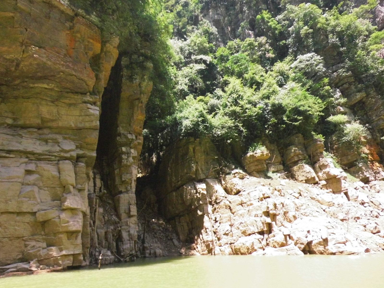 金秀圣堂湖景区游玩多久,金秀圣堂湖游记