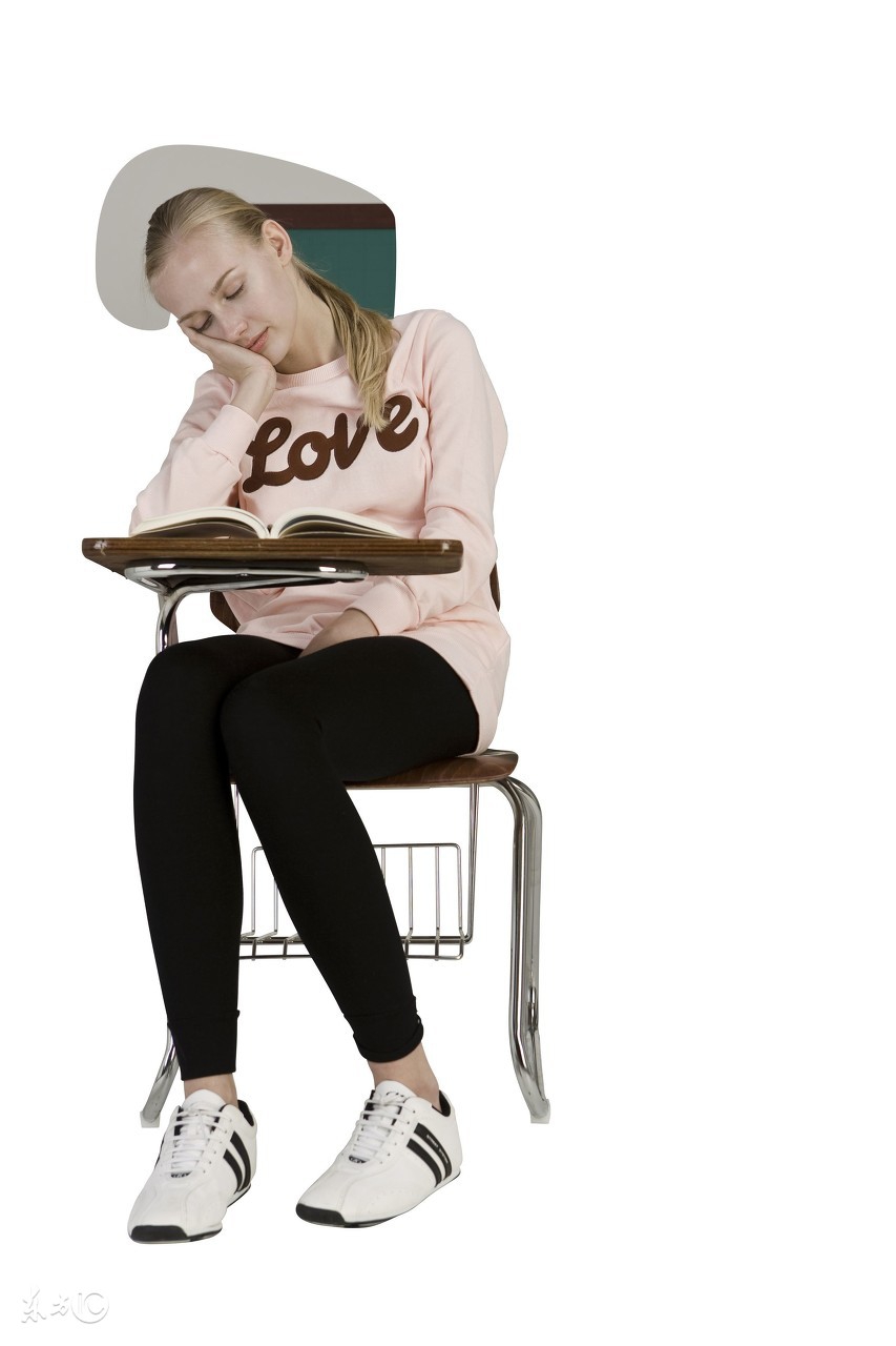 晚上犯困什么办法最可以解决,怎么克服白天上课犯困