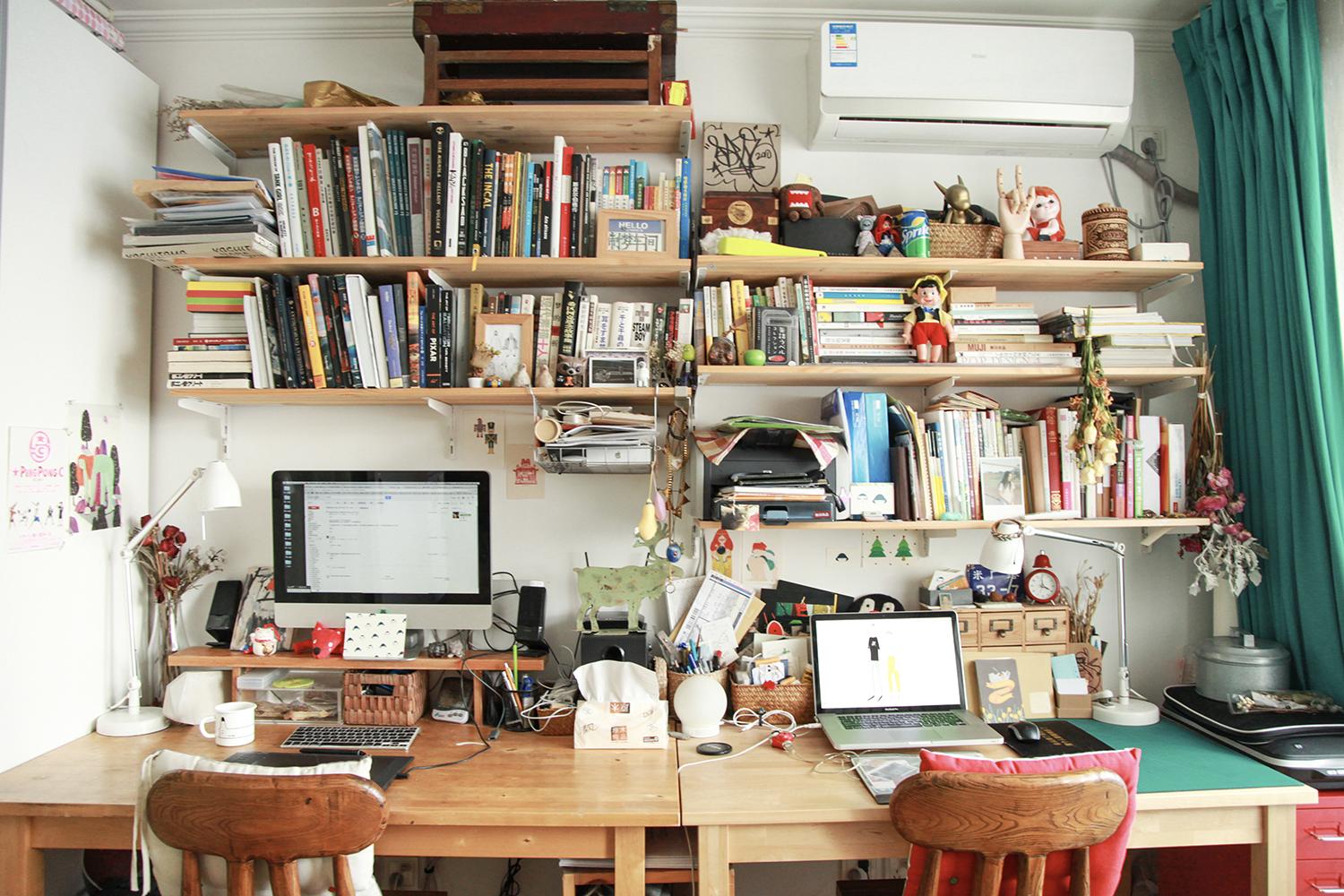 设计师两台显示屏怎么放好看,设计师两台显示器