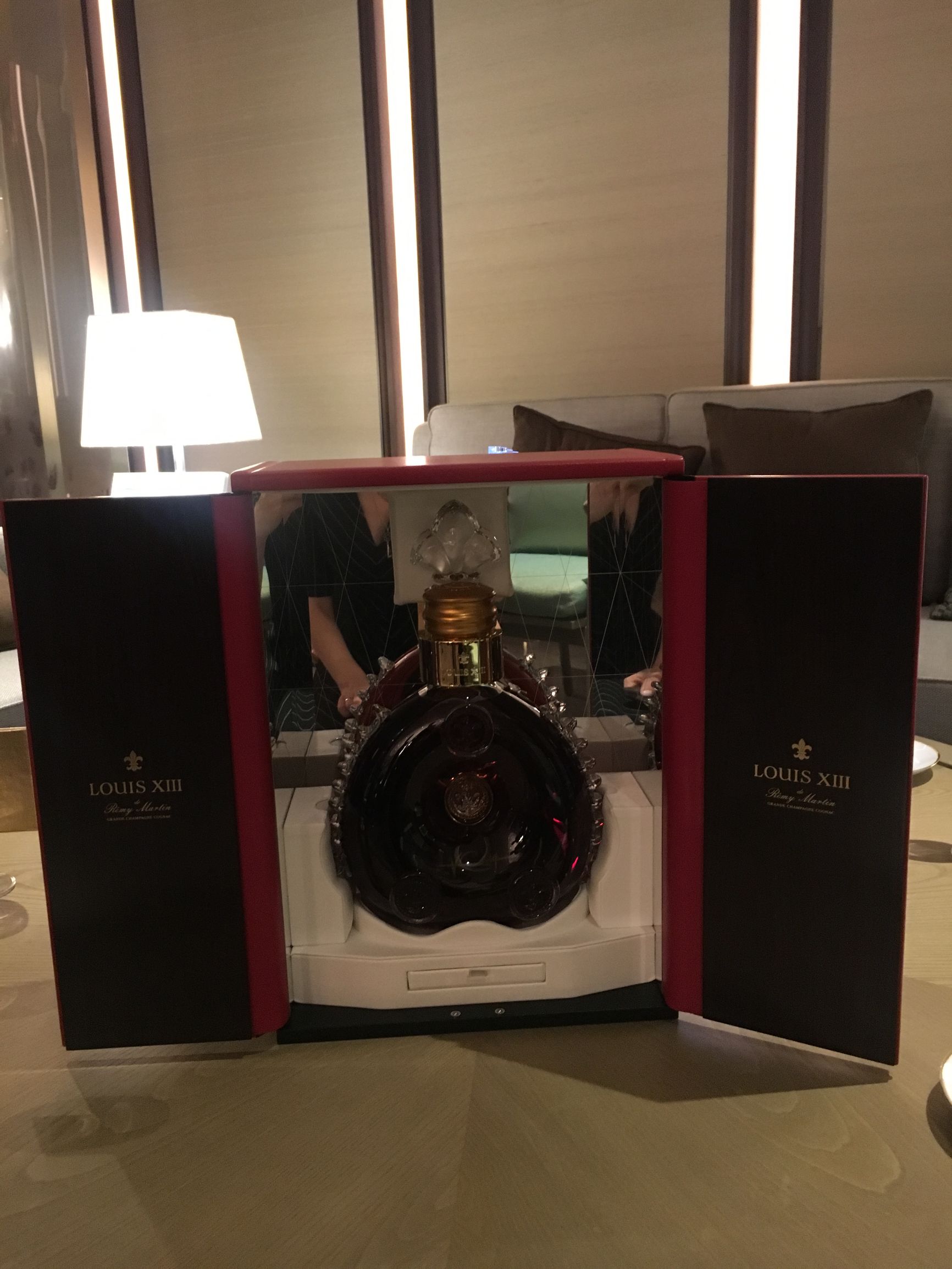 人头马路易十三相当于什么档次,人头马路易十三珍藏版