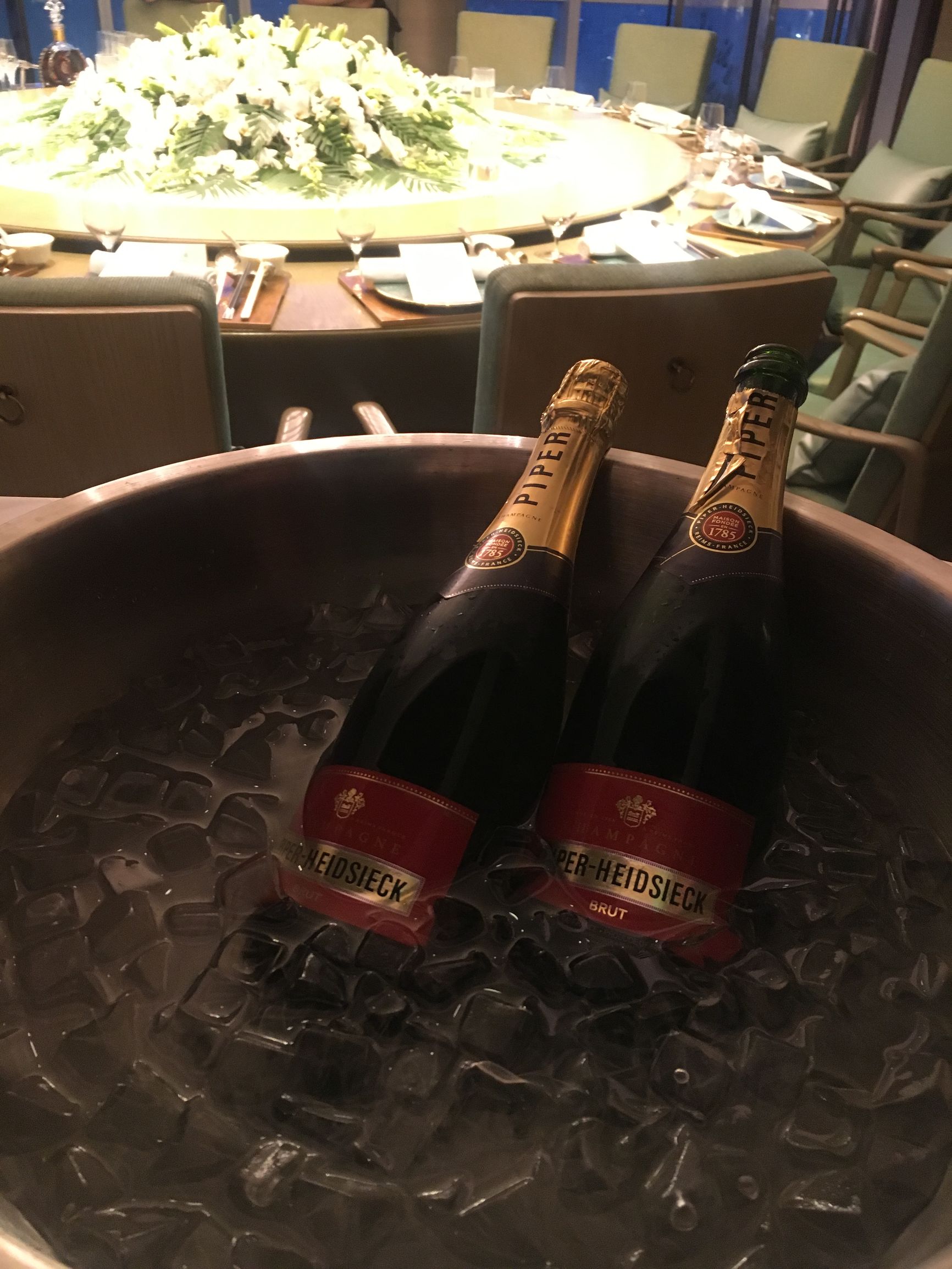 人头马路易十三相当于什么档次,人头马路易十三珍藏版