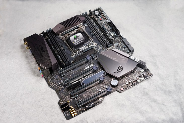 全方位打造酷睿X超频利器！ROGR6A主板评测