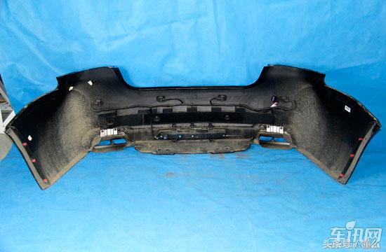 拆车坊六代凯美瑞拆解,拆车坊马自达阿特兹