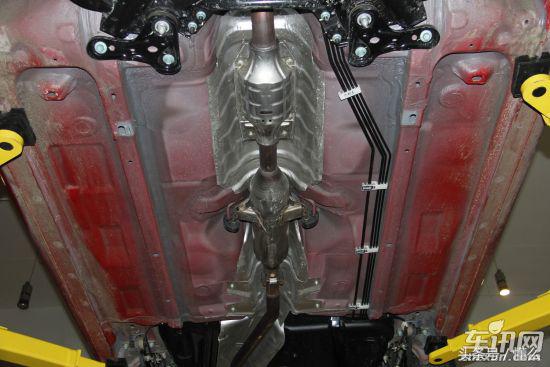 拆车坊六代凯美瑞拆解,拆车坊马自达阿特兹