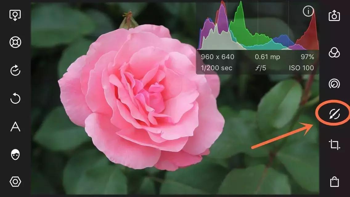 如何打造高级黑色背景直播间,1分钟学会打造高级灰效果