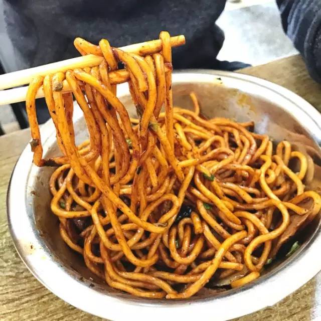 武汉必吃的美食排行榜,武汉排队吃美食图片