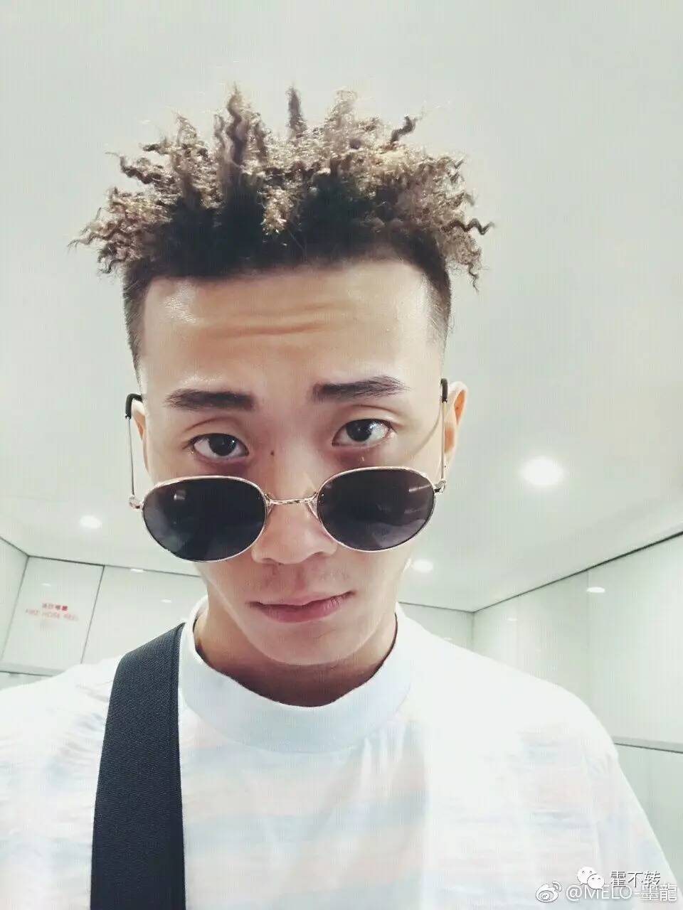 手机拍出拍立得效果app,照片怎么拍出拍立得效果