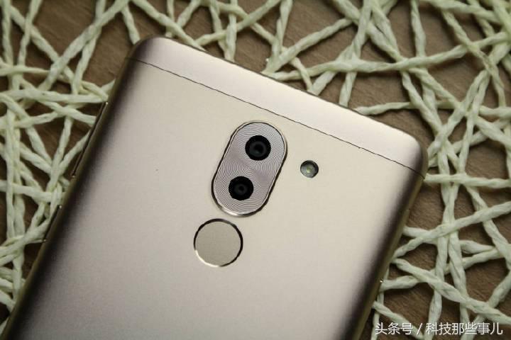 荣耀畅玩6x不震动,荣耀畅玩6x越来越卡