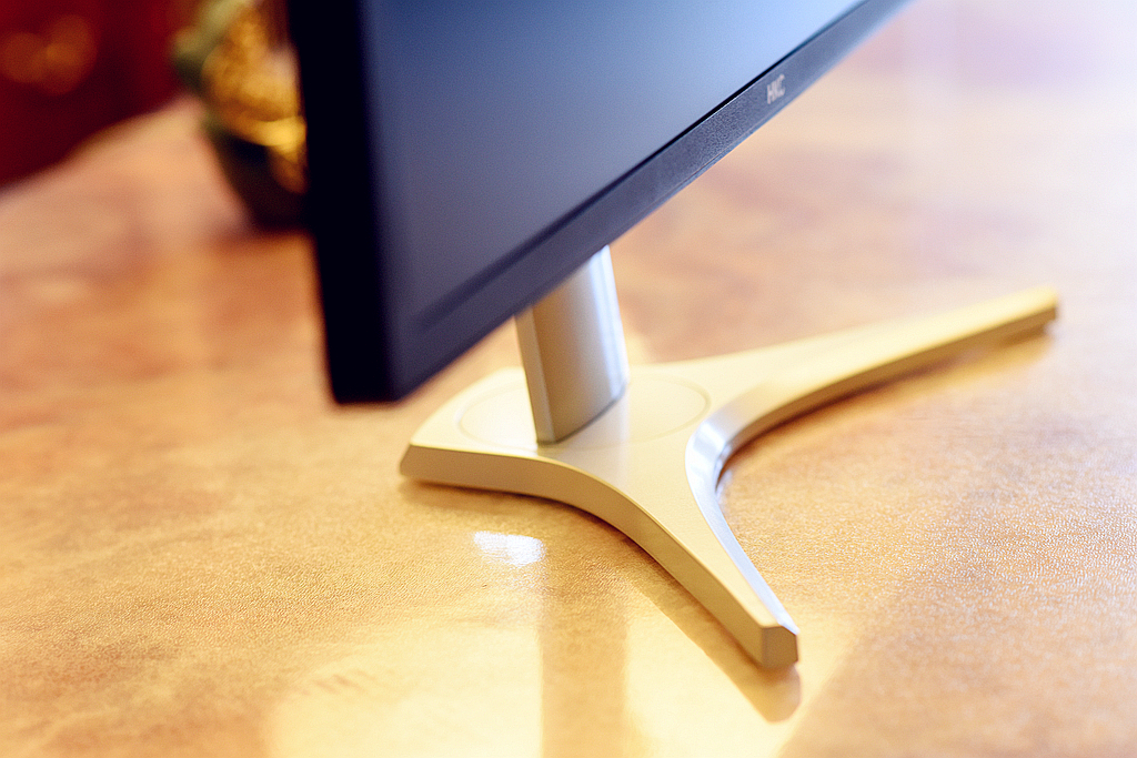 所见即所得台式电脑,hkct7000钻石版专业级显示器