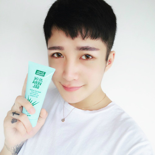 澳洲星期四农庄茶树祛痘凝胶真假,澳洲星期四农庄茶树祛痘凝胶旧版