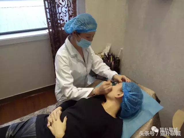 聊城这群美女个个都是纹绣高手，他们藏在新东方广场的秘密基地里