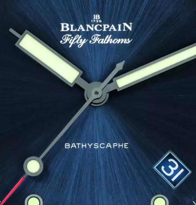 宝珀五十噚5200极光绿和绿水鬼,水鬼和五十噚哪个夜光效果好