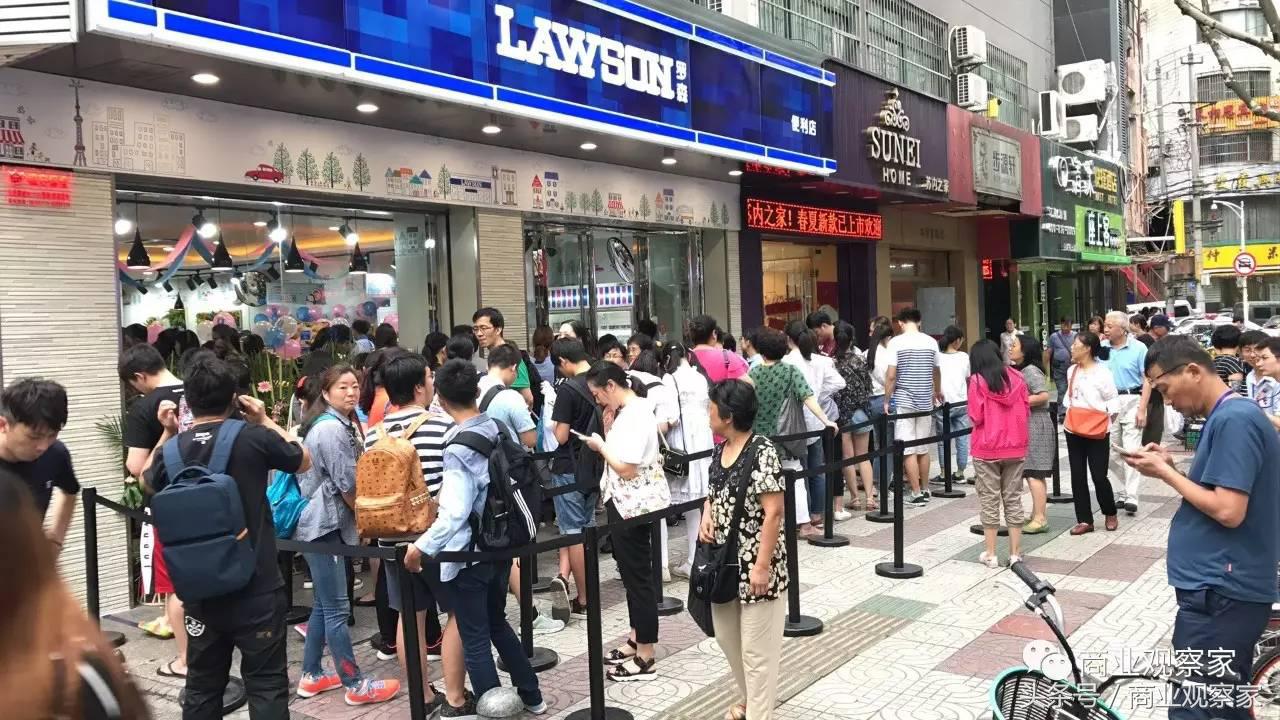 货架扫空！店面挤爆！单店日销11.8万元！罗森*京大南**爆发！