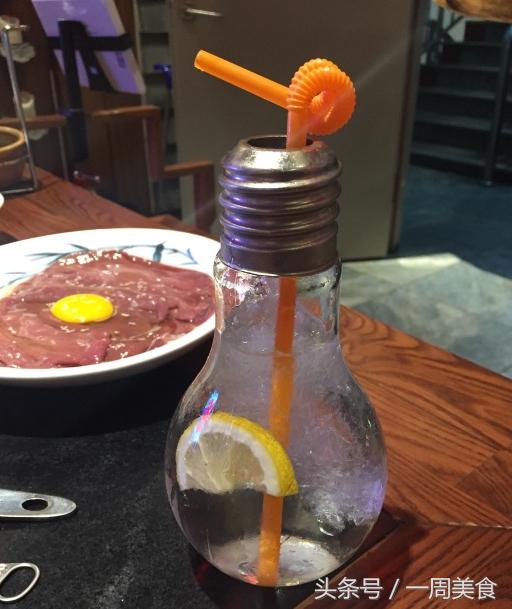 辣莊重庆老火锅,复古怀旧火锅装修风格