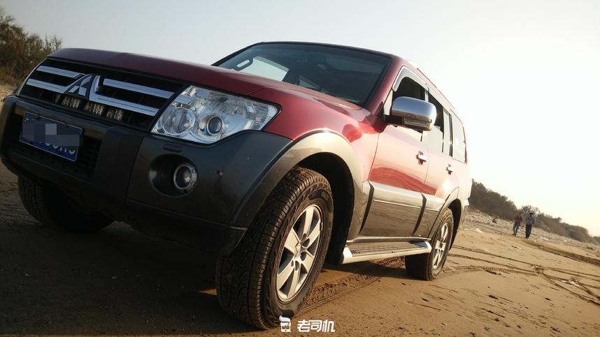 帕杰罗陆巡霸道有什么差别,越野三菱山猫帕杰罗
