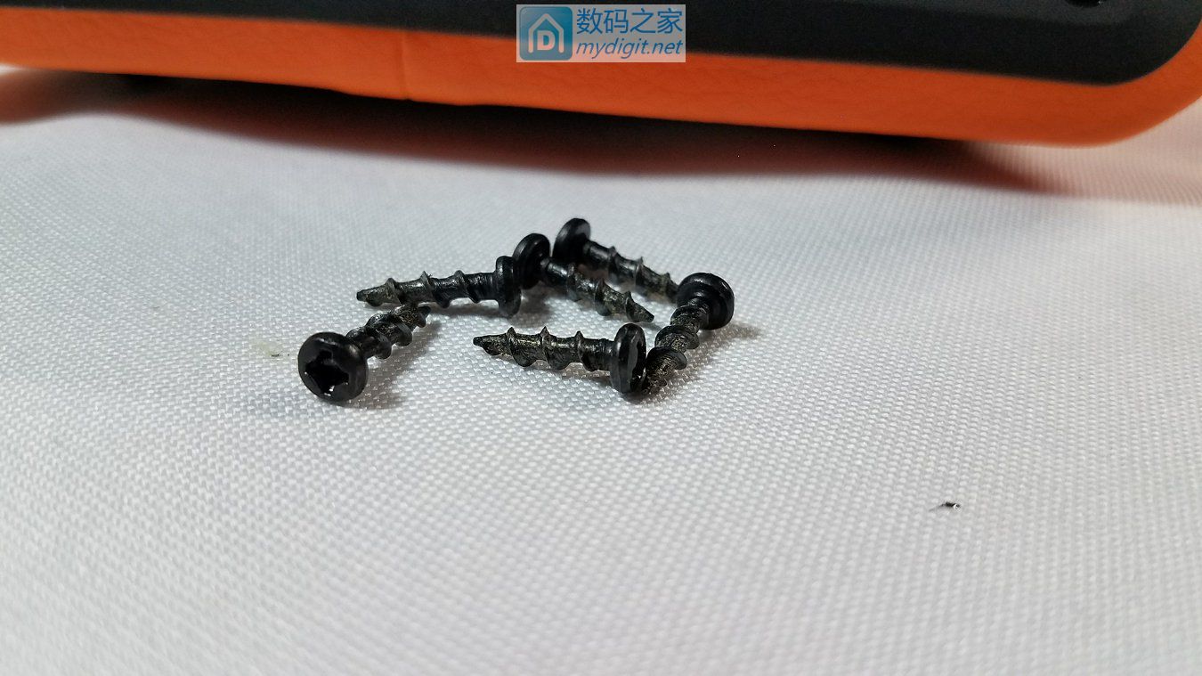 皮革+木质=好音质？简评朗技iBOXH90创意无线蓝牙音箱性价比